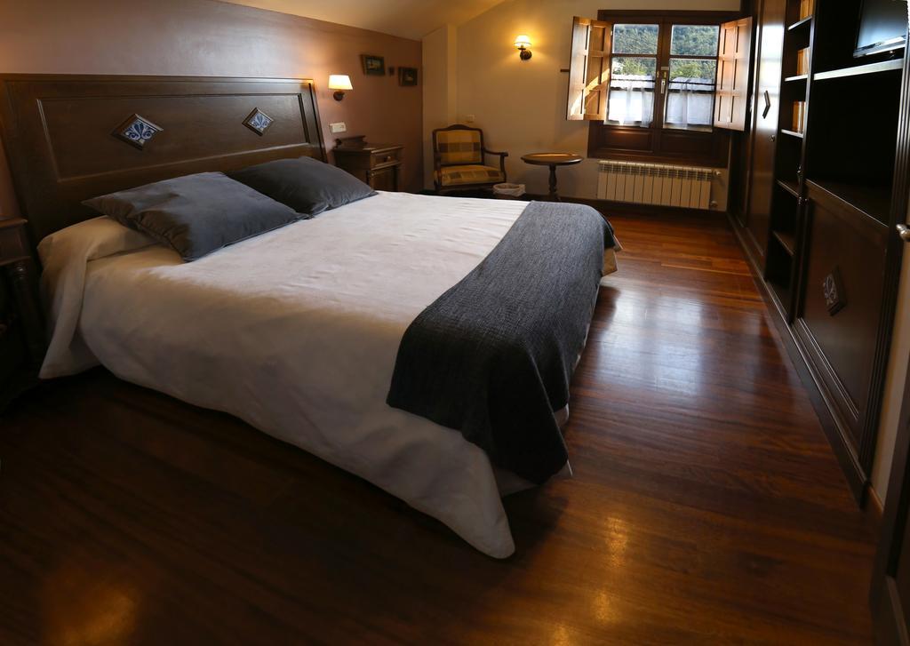 Casa De Aldea La Pumariega Hotel Caces Eksteriør billede